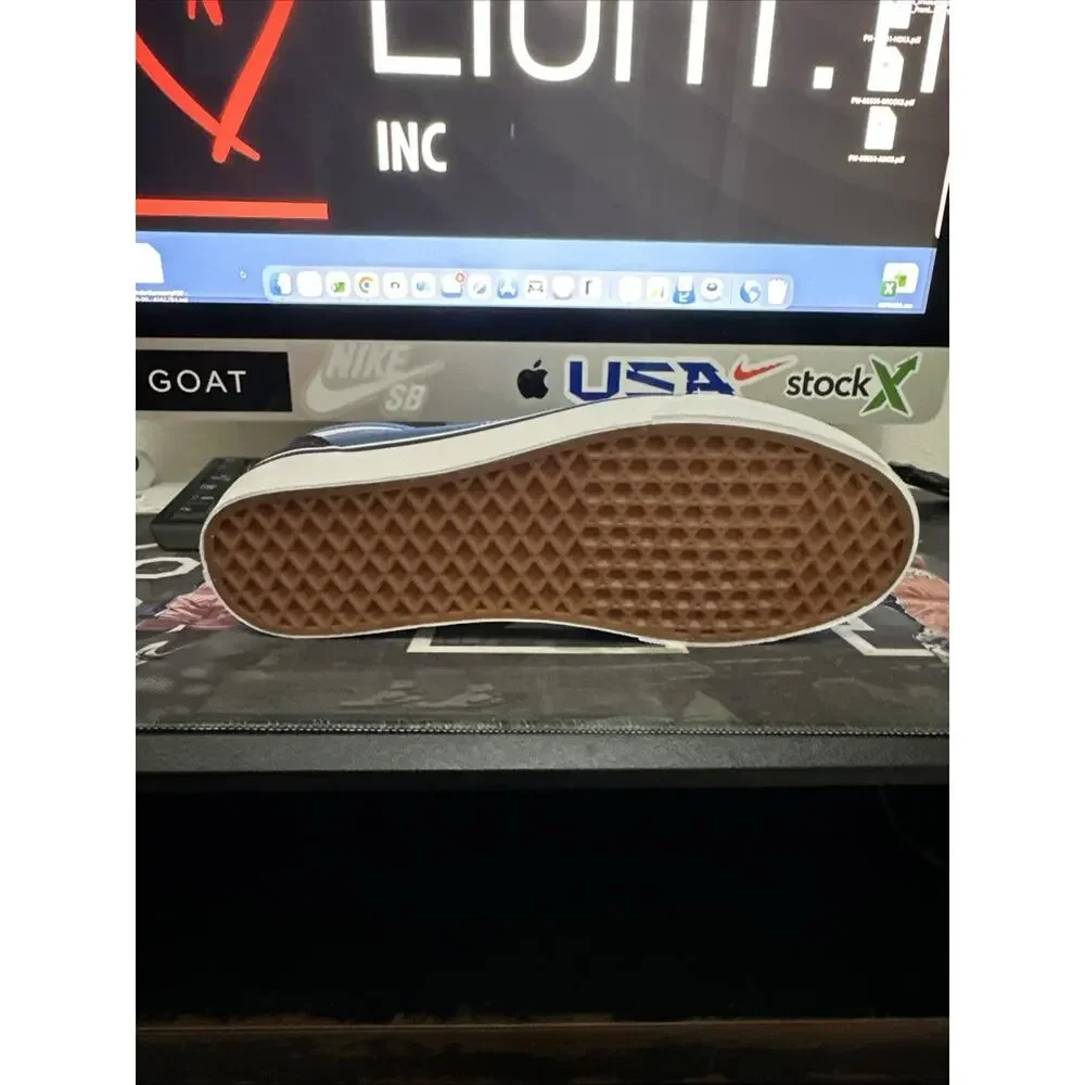 Vans thanks shopping